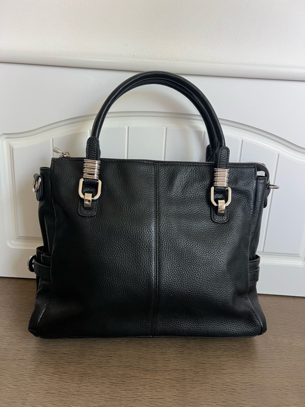 S-Zone Black Pebbled Leather Silver Hardware Casual Everyday Shoulder/Hand Purse